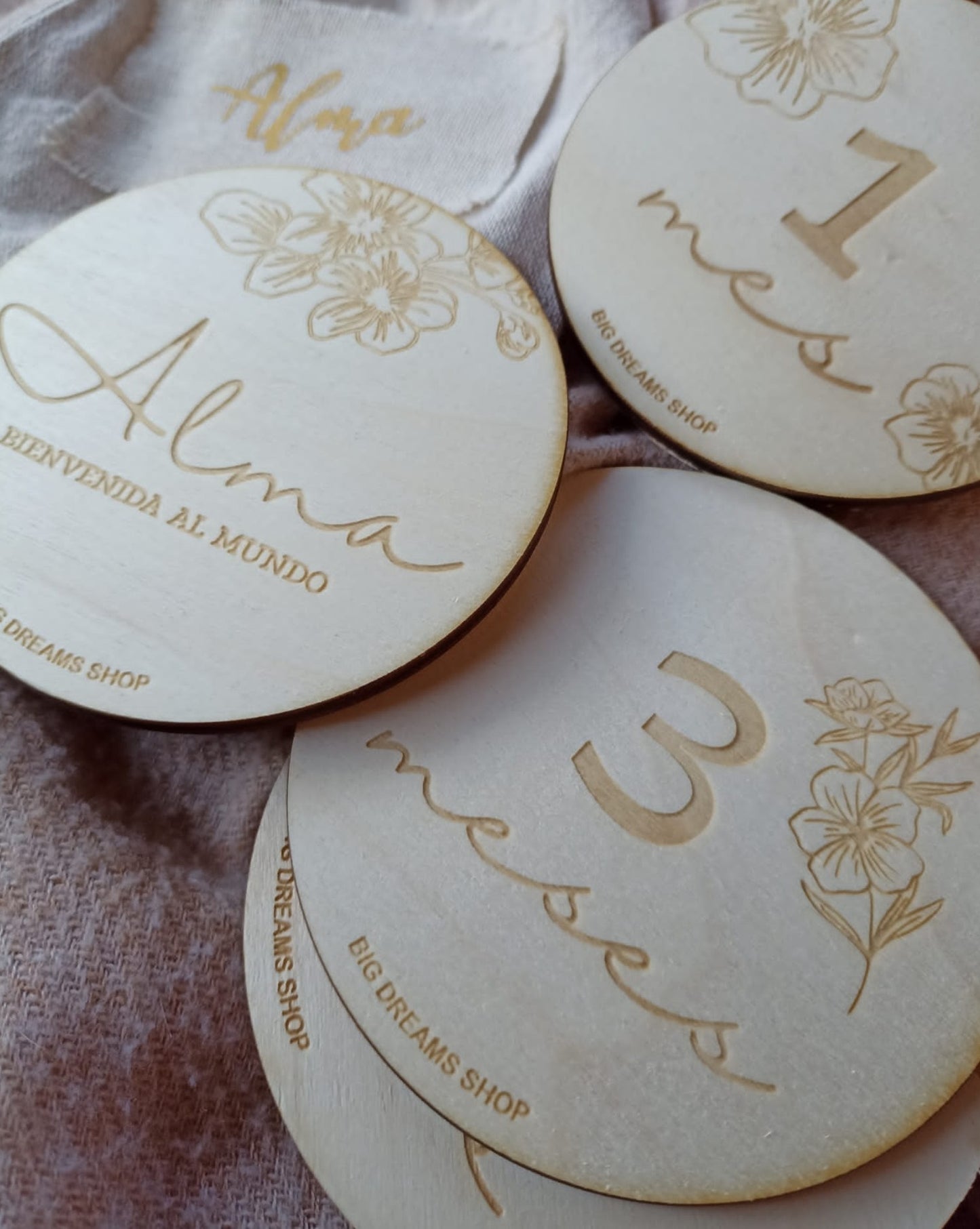 Placas cumple meses floral
