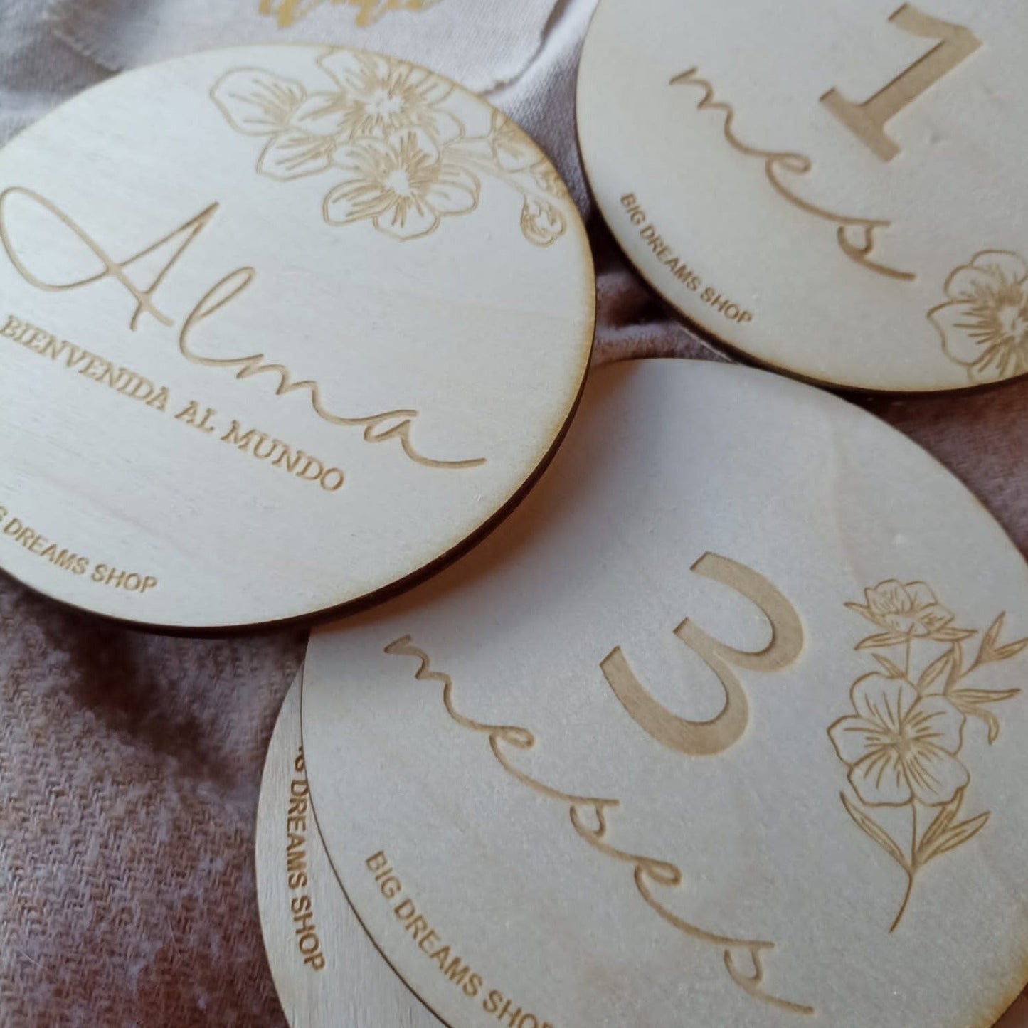 Placas cumple meses floral