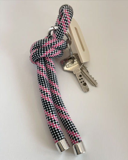 paracord con inicial