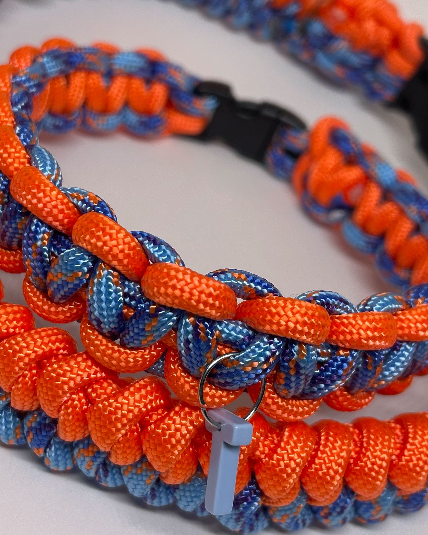 Collar  Parracord Tapón